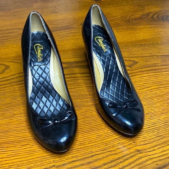 🌷 Candie’s 🌷 Black Patent Heel Bow Tie Pumps - Picture 4 of 8
